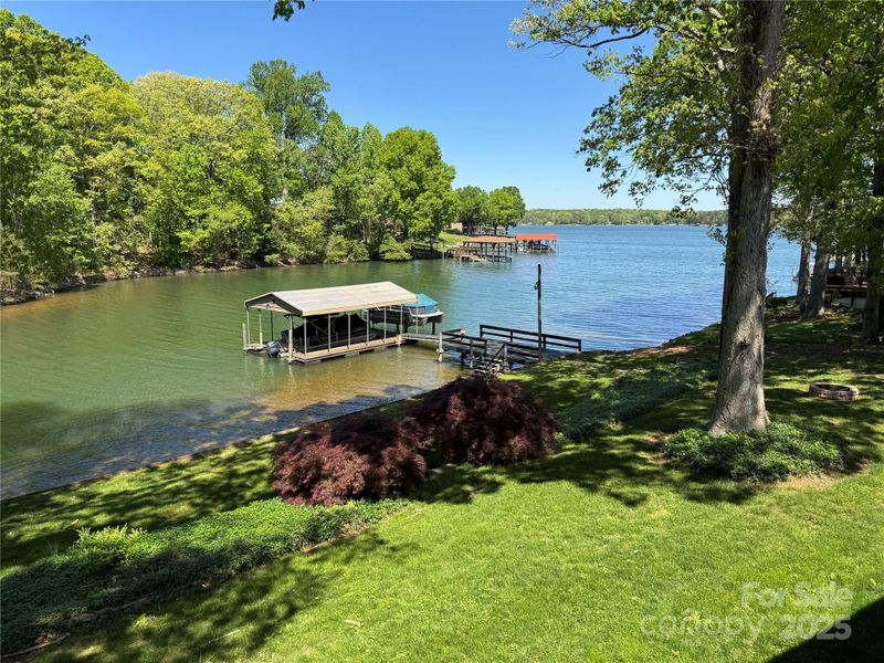 5153 Glenwood St, Sherrills Ford, NC 28673