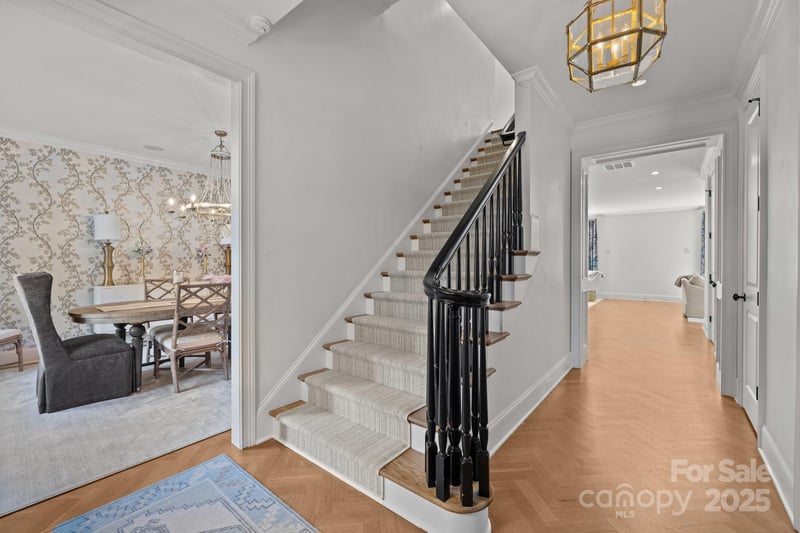1625 Bibury Ln, Charlotte, NC 28211