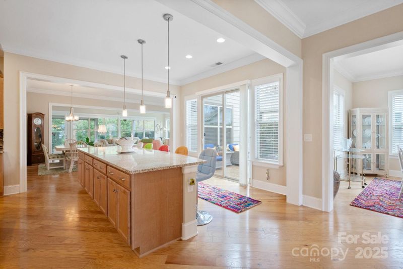 499 Granite Lake Ct, Denver, NC 28037