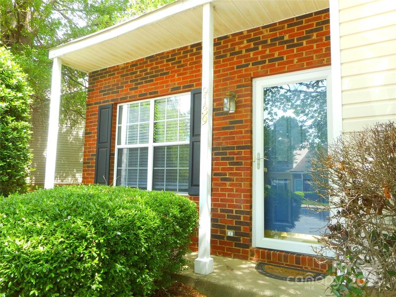 9139 Charminster Ct, Charlotte, NC 28269