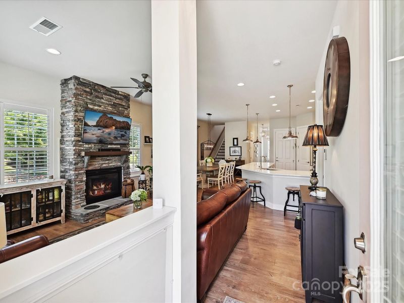 9405 Gladden Hill Ln, Pineville, NC 28134