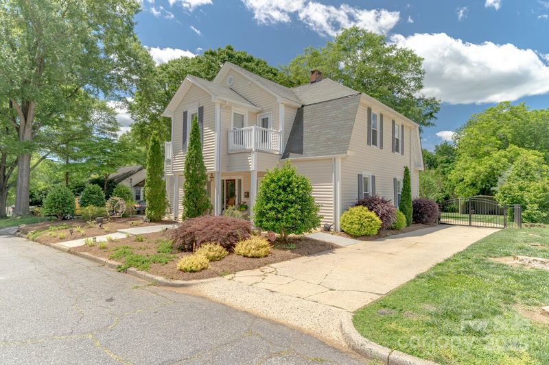 420 S Cedar St, Lincolnton, NC 28092
