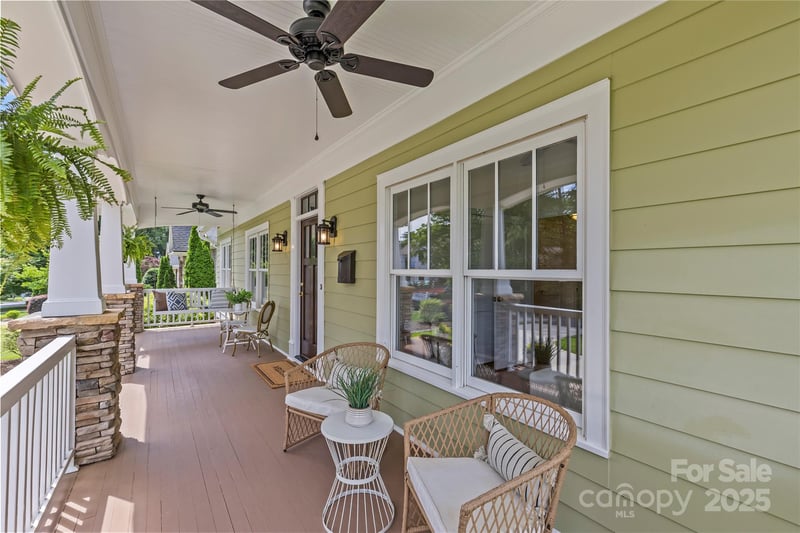 1500 Lynway Dr, Charlotte, NC 28203