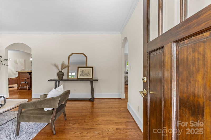 1500 Lynway Dr, Charlotte, NC 28203