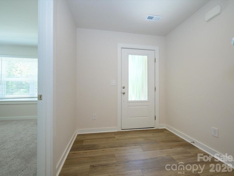 1120 Bismuth Ln, Charlotte, NC 28211