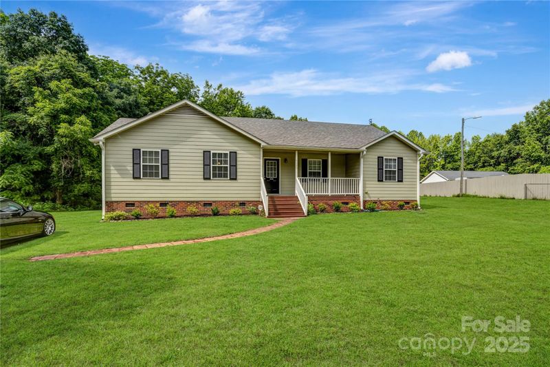 3125 Leonard Dr, Gastonia, NC 28056