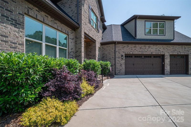 4143 Willow Haven Dr, Denver, NC 28037