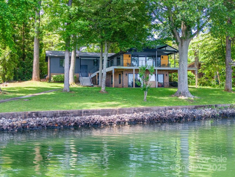 3248 Lake Shore Rd S, Denver, NC 28037