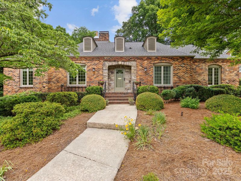 3225 Mill Pond Rd, Charlotte, NC 28226