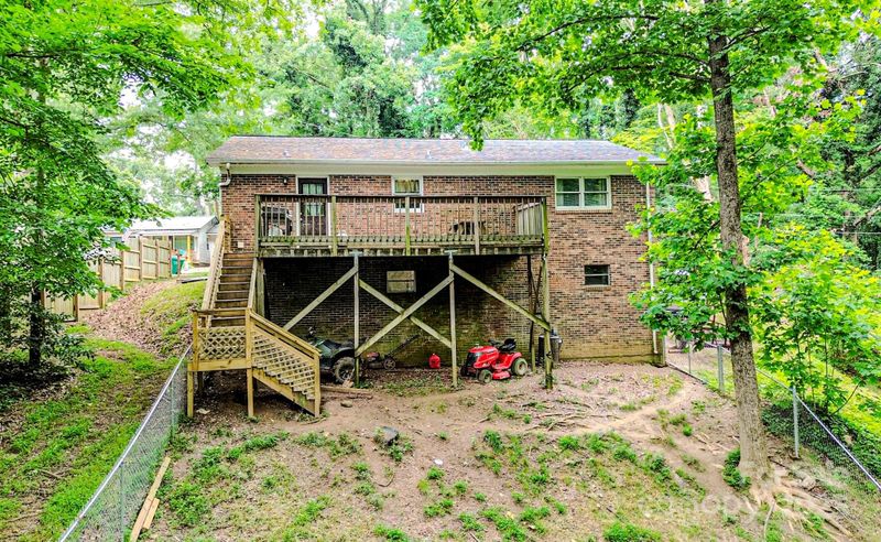 206 Logan Dr, Blacksburg, SC 29702
