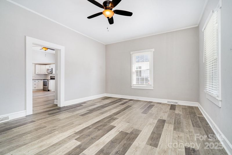 330 Central Ave, Kannapolis, NC 28081