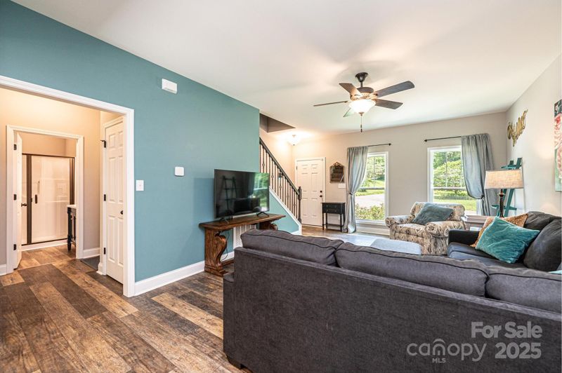 2045 13th St NE #3, Hickory, NC 28601