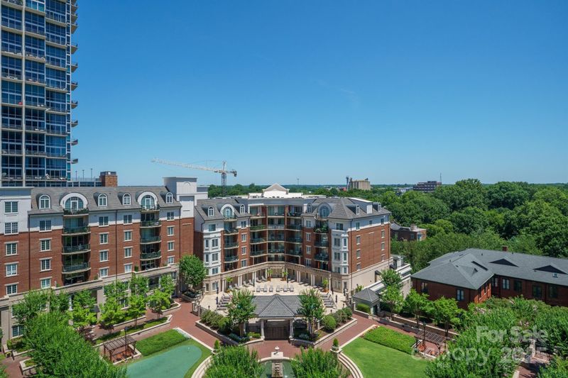 300 W 5th St #812, Charlotte, NC 28202