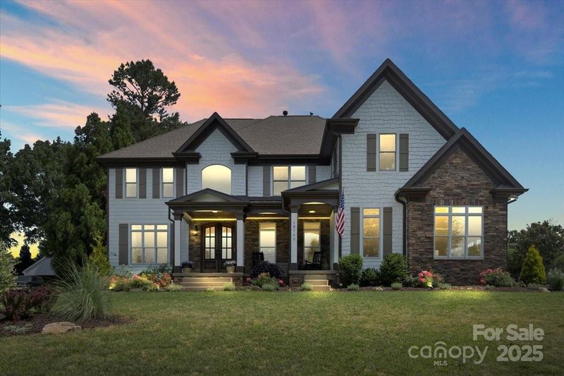 18745 Bluff Point Rd, Cornelius, NC 28031