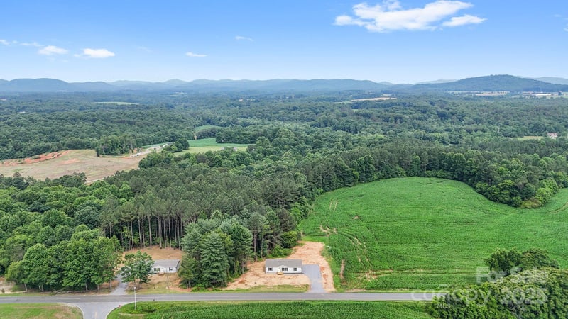 977 Myers Mill Rd, Olin, NC 28660