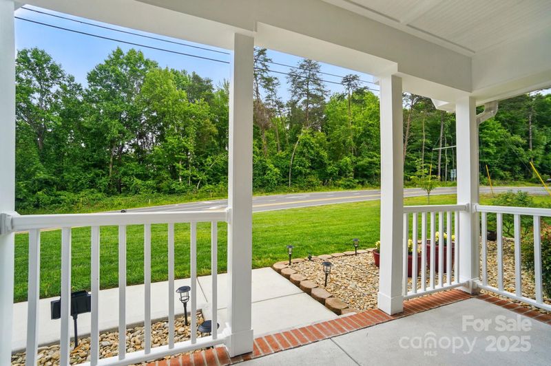 1209 Rainbow Dr, Kannapolis, NC 28081