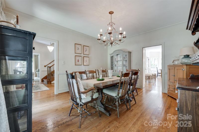10215 Balmoral Cir, Charlotte, NC 28210