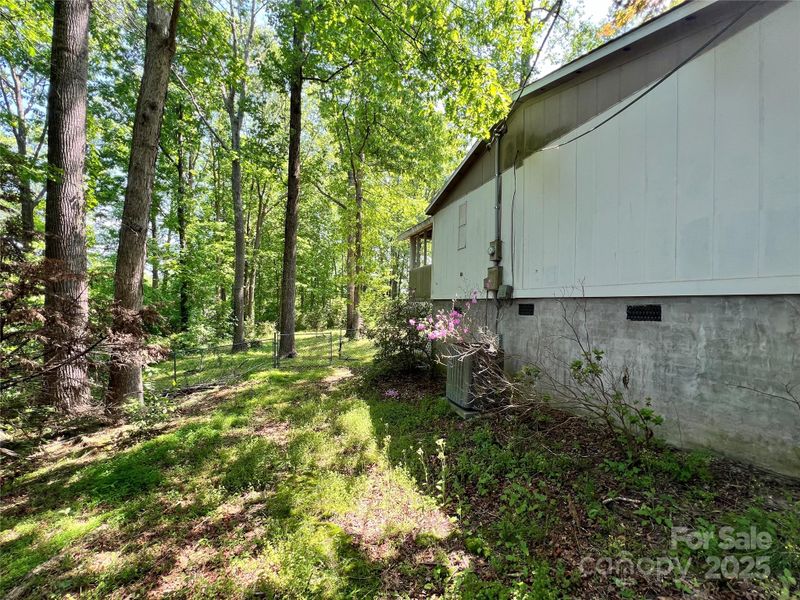1399 Branton Dr, Iron Station, NC 28080