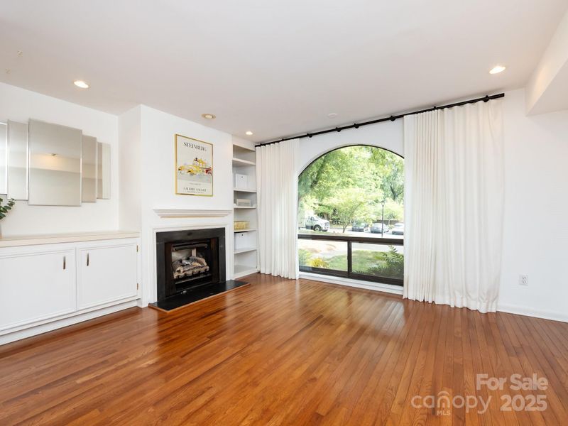 5809 Sharon Rd #G, Charlotte, NC 28210
