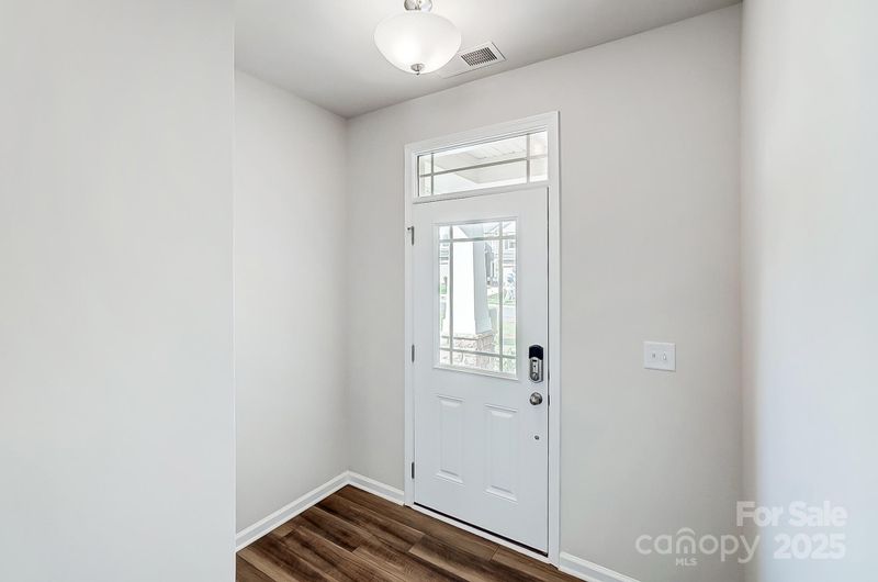 2440 Hedgecliff Rd, Kannapolis, NC 28025