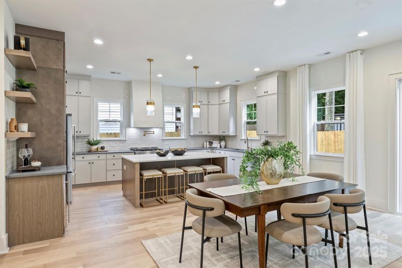 1834 Arnold Dr, Charlotte, NC 28205