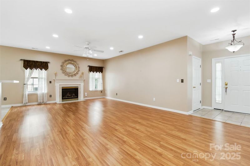 6303 Trevor Simpson Dr, Indian Trail, NC 28079