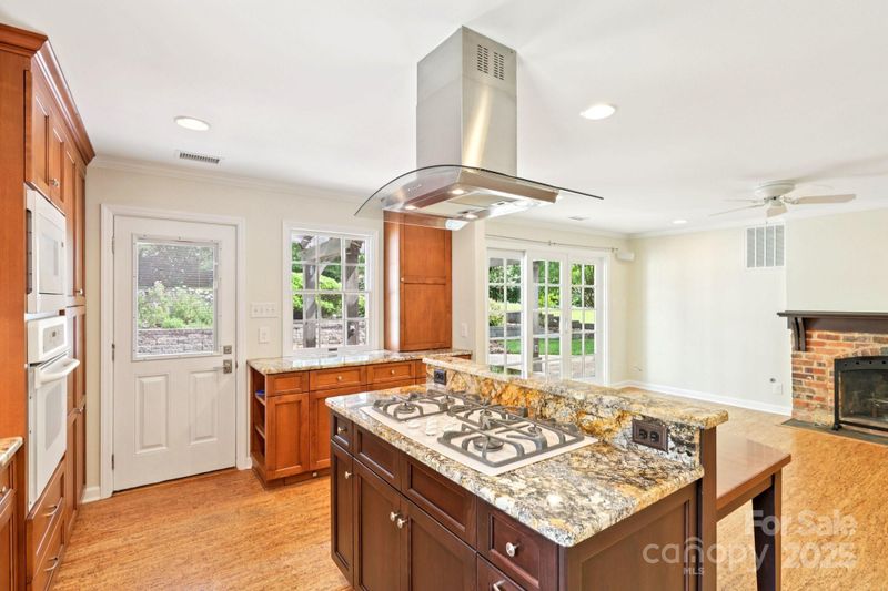 3916 Blowing Rock Way, Charlotte, NC 28210