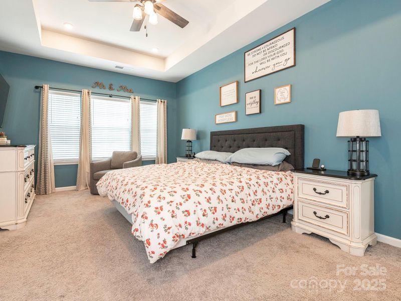 5432 Kinsbridge Dr, Charlotte, NC 28227