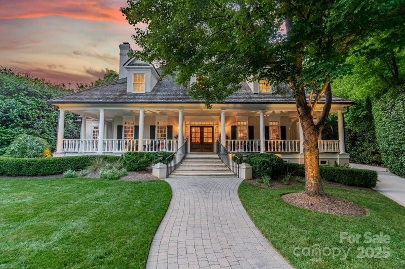 4001 Doves Roost Ct, Charlotte, NC 28211