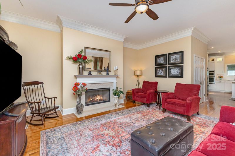 9210 Ginhouse Ln, Charlotte, NC 28277