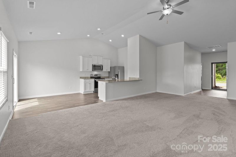5314 Upton Pl, Charlotte, NC 28215