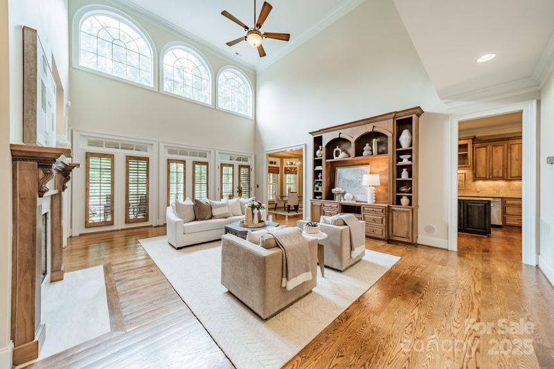 2300 Richardson Dr, Charlotte, NC 28211