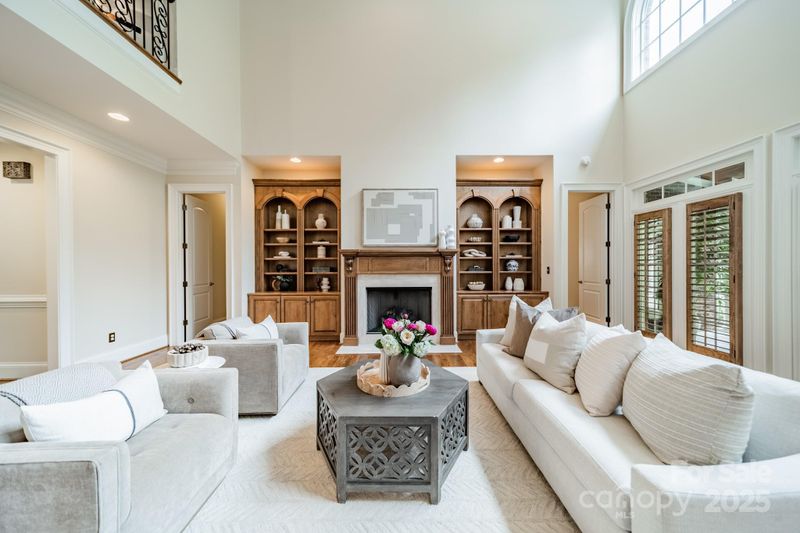 2300 Richardson Dr, Charlotte, NC 28211