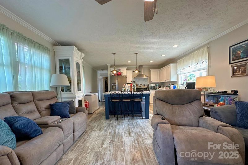 2449 Leonhardt Rd, Cherryville, NC 28021