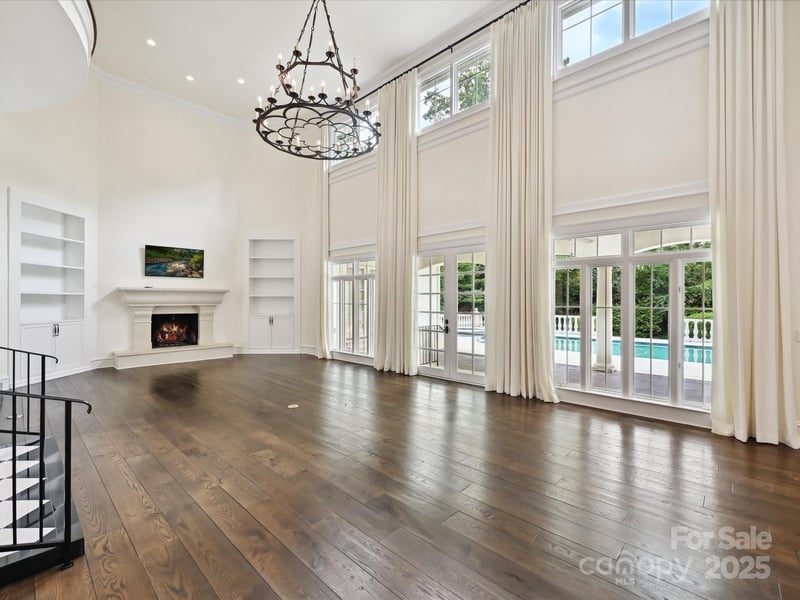 4300 Cameron Oaks Dr, Charlotte, NC 28211