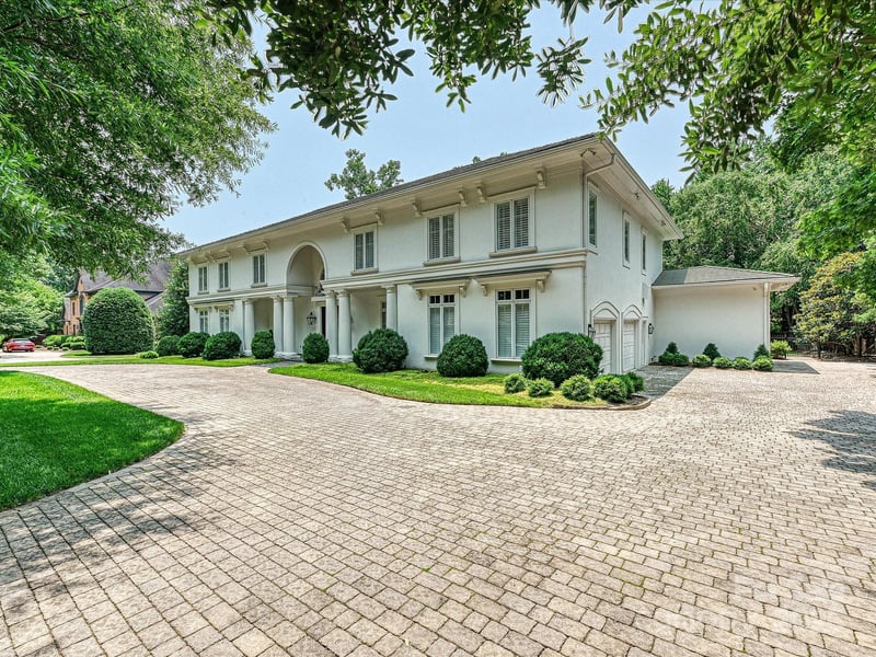 4300 Cameron Oaks Dr, Charlotte, NC 28211