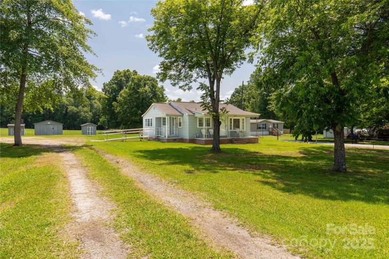 2742 Flat Creek Rd, Lancaster, SC 29720