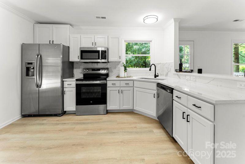 9513 Saddle Run Trl, Charlotte, NC 28269