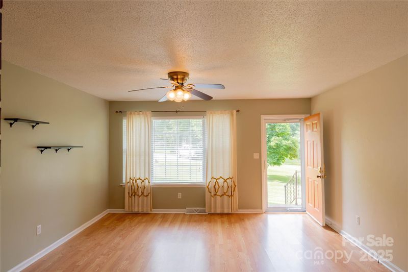214 Cottage Pl, York, SC 29745