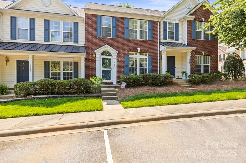 7881 Mariners Pointe Cir, Denver, NC 28037