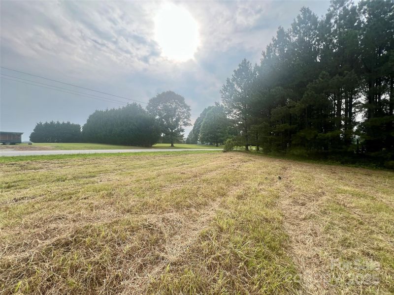2AC N Ingleside Farm Rd, Iron Station, NC 28080