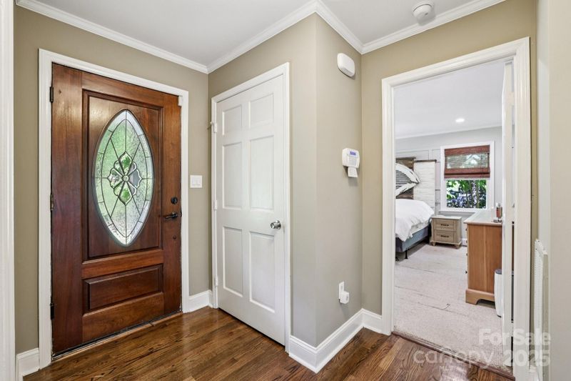 10311 Windtree Ln, Charlotte, NC 28215