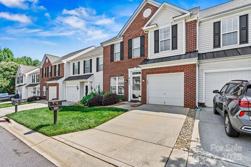 8002 Mariners Pointe Cir, Denver, NC 28037