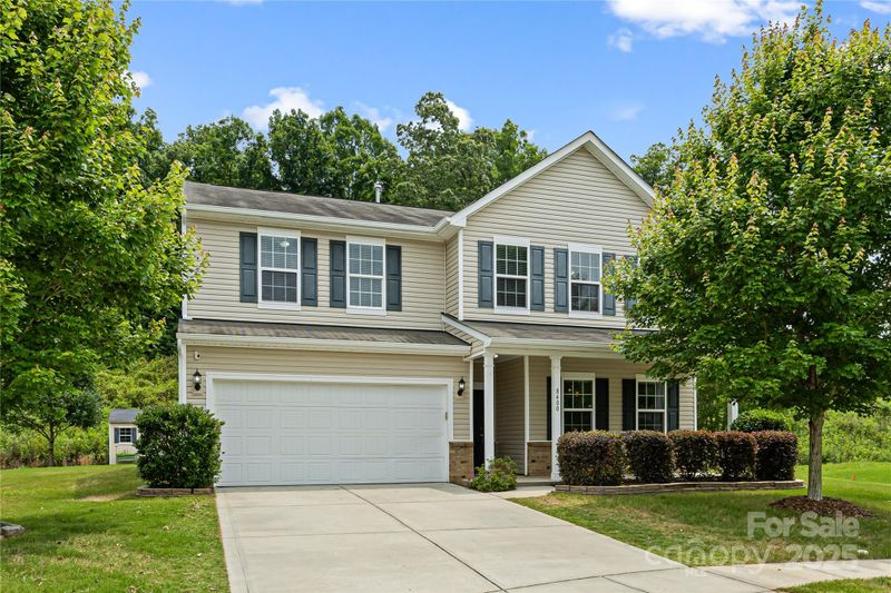 8400 Empress Ct, Charlotte, NC 28227