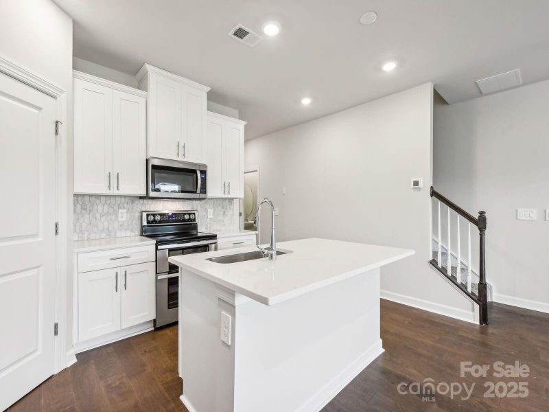 1433 Old Rivers Rd, Concord, NC 28027