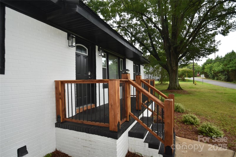 706 Mcintyre St, Monroe, NC 28110