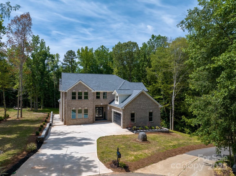 5217 Waterfall Ct, Gastonia, NC 28056