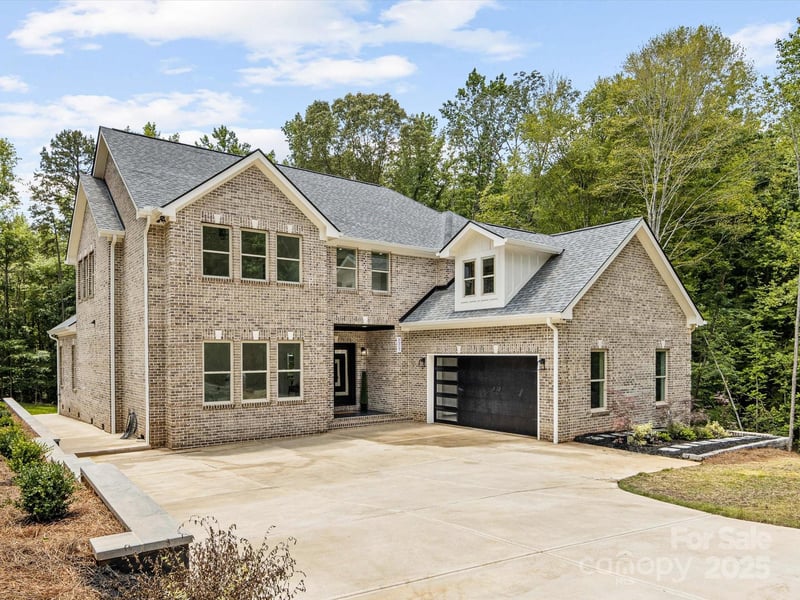 5217 Waterfall Ct, Gastonia, NC 28056