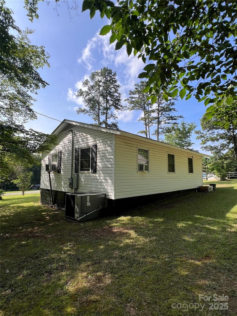418 Cedar Grove Rd, Clover, SC 29710
