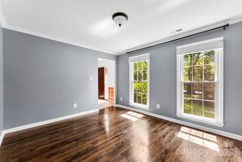 14402 Raynham Dr, Charlotte, NC 28262